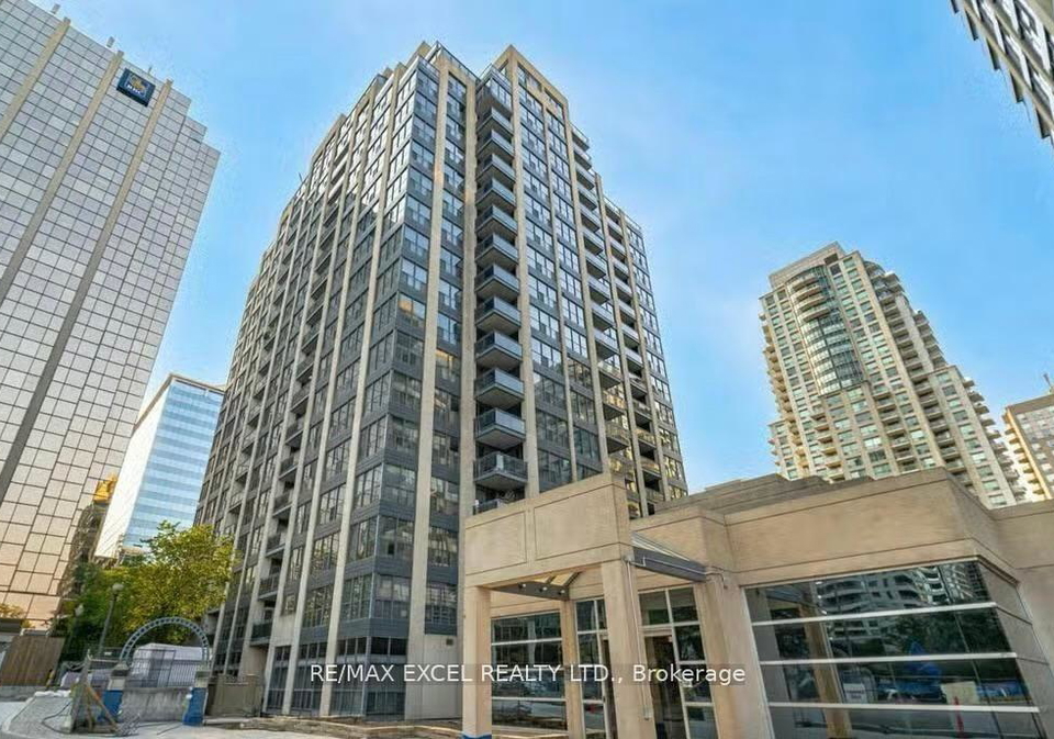 18-hollywood-avenue-north-york-ontario-c12544240