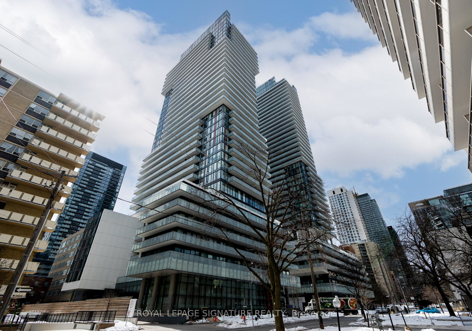 185-roehampton-avenue-toronto-ontario-c12544256