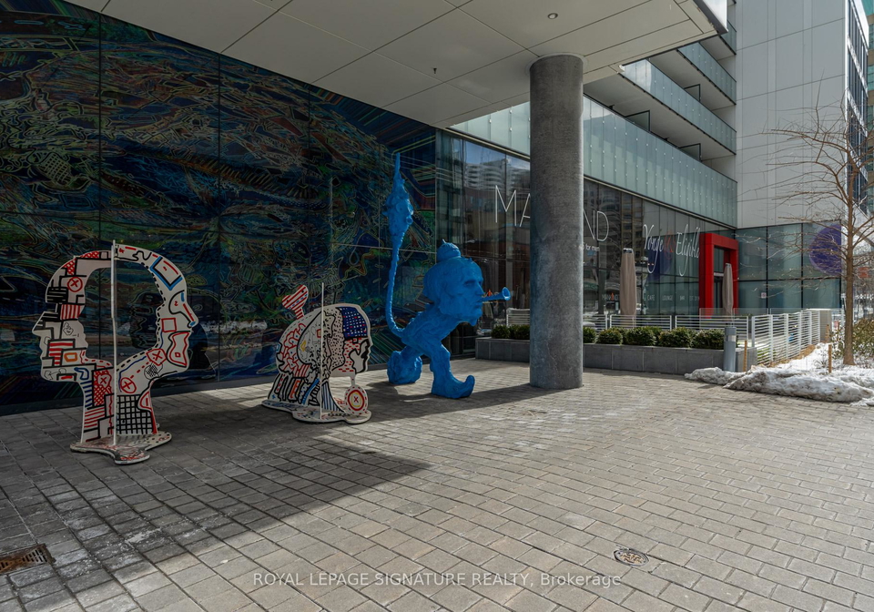 185-roehampton-avenue-toronto-ontario-c12544256