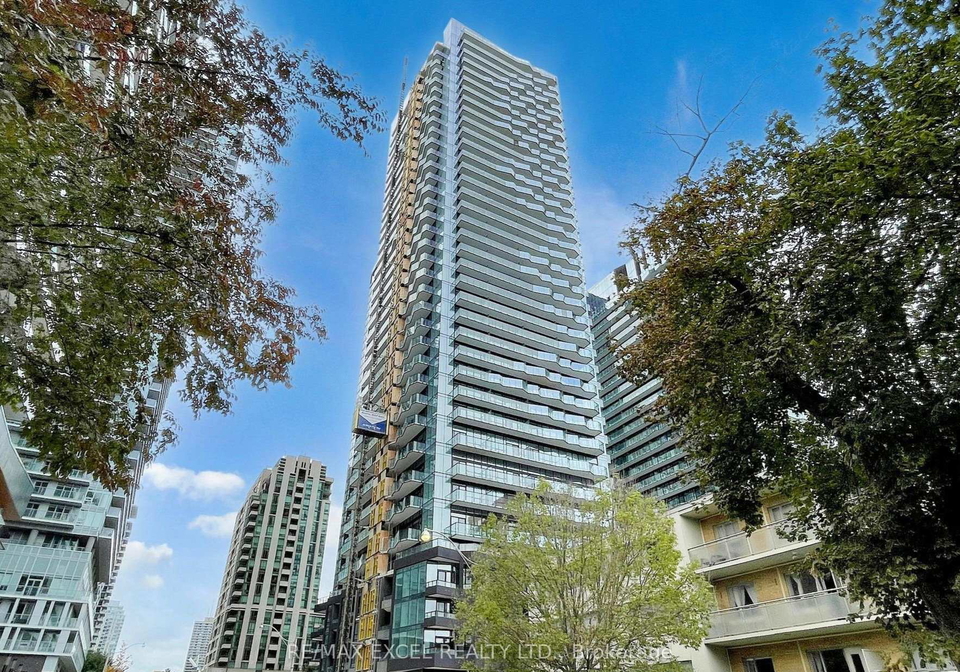 120-broadway-avenue-toronto-ontario-c12544484
