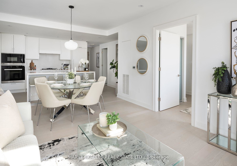 1-strathgowan-avenue-toronto-ontario-c12544676
