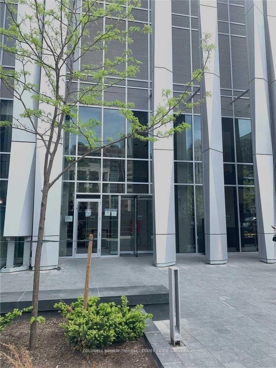 1-yorkville-avenue-toronto-ontario-c12544776