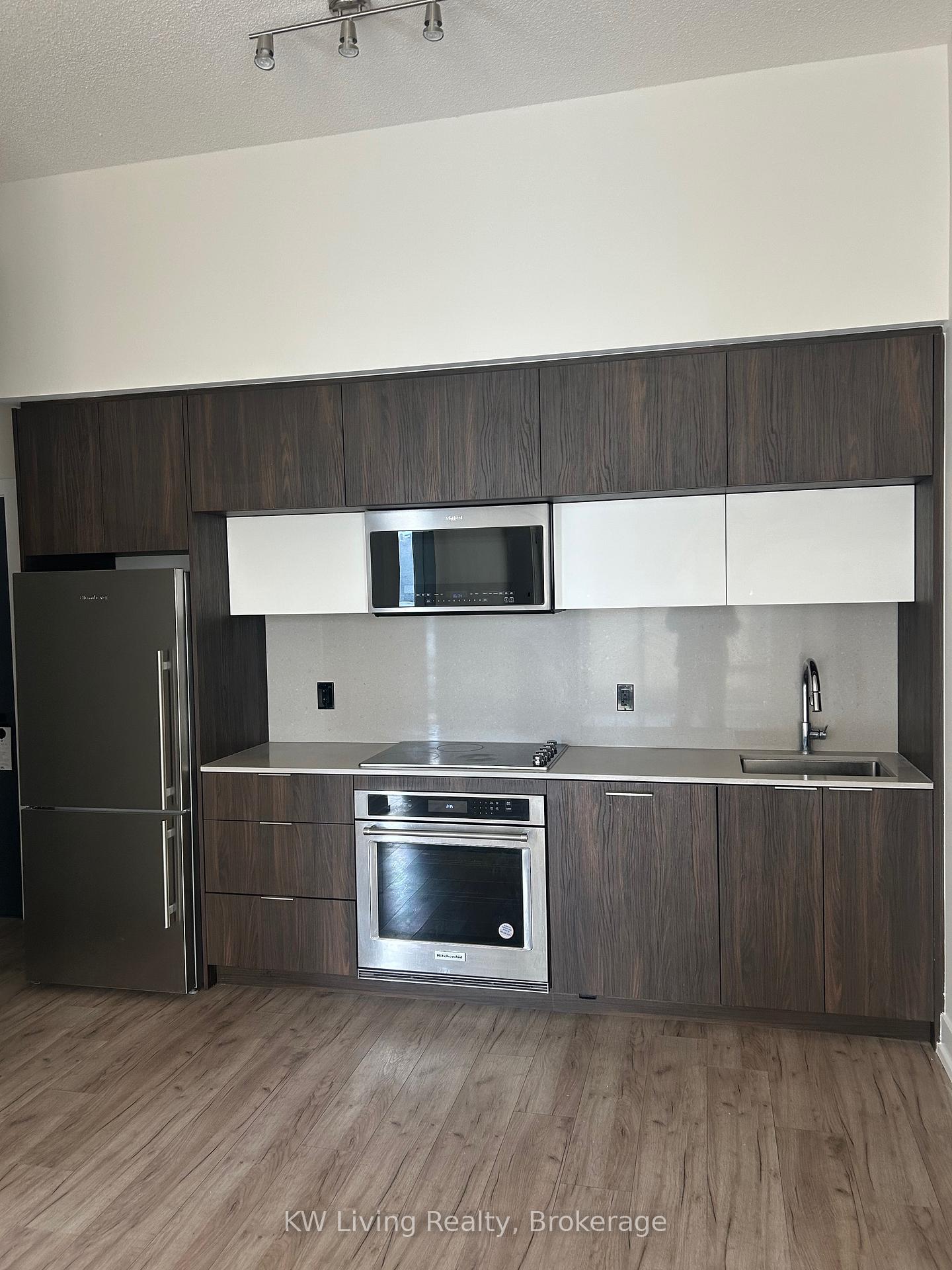 25-adra-grado-way-north-york-ontario-c12545180