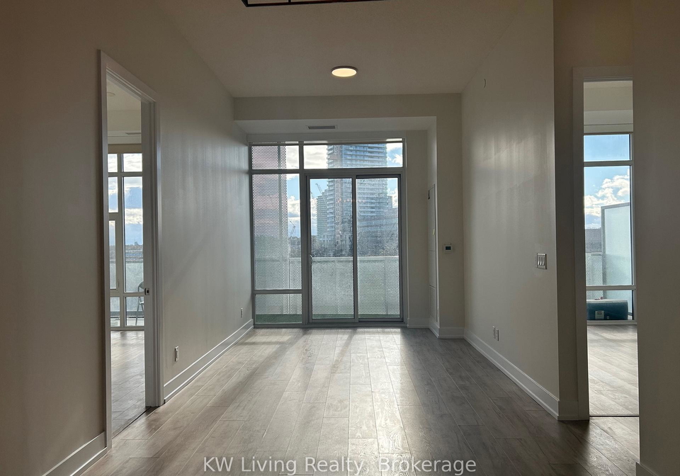 25-adra-grado-way-north-york-ontario-c12545180
