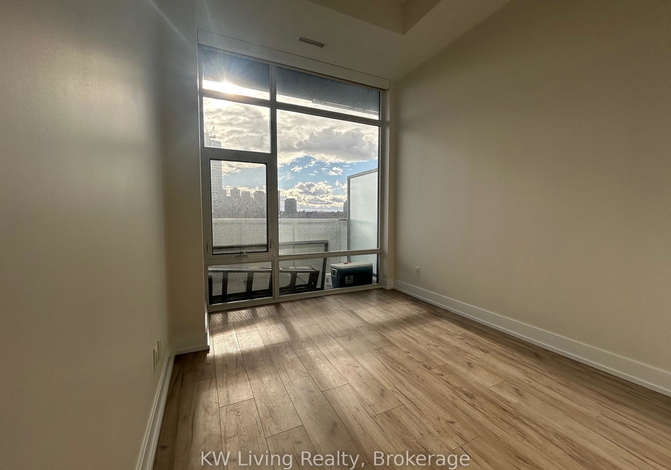 25-adra-grado-way-north-york-ontario-c12545180