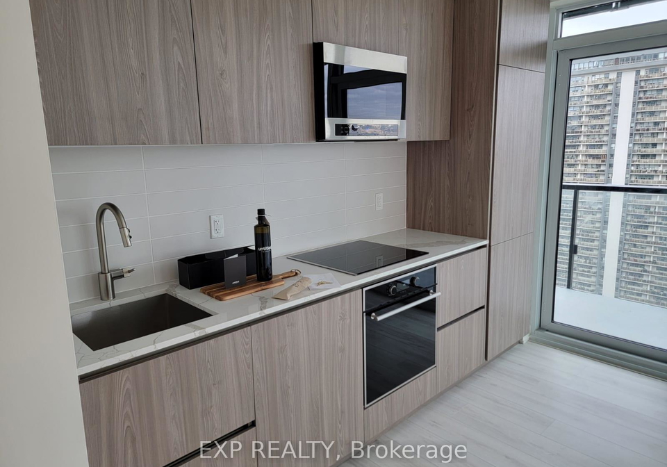 110-broadway-avenue-toronto-ontario-c12545318