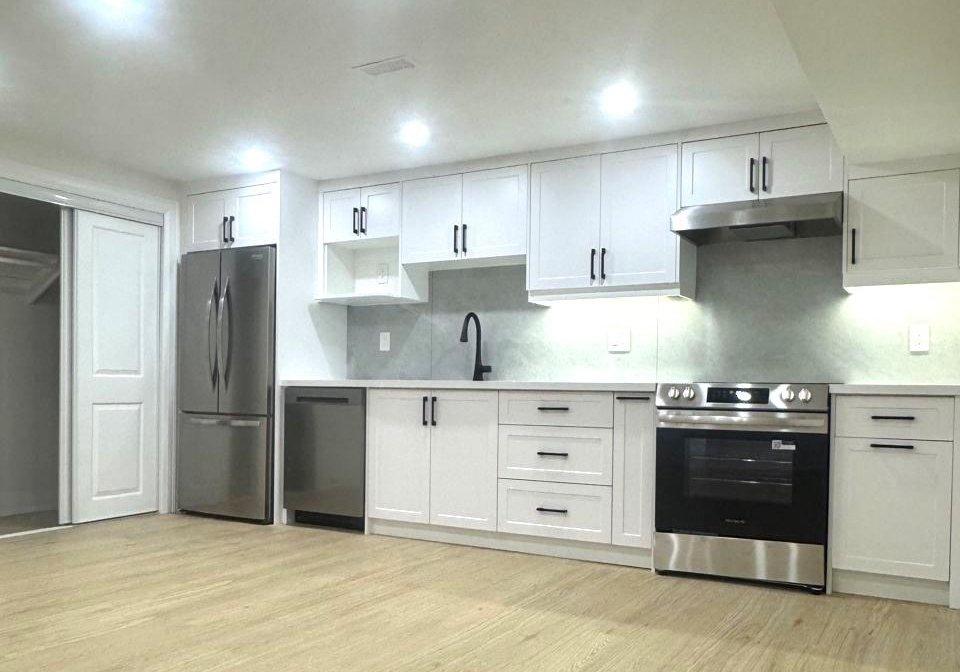 7-warlock-crescent-north-york-ontario-c12545436