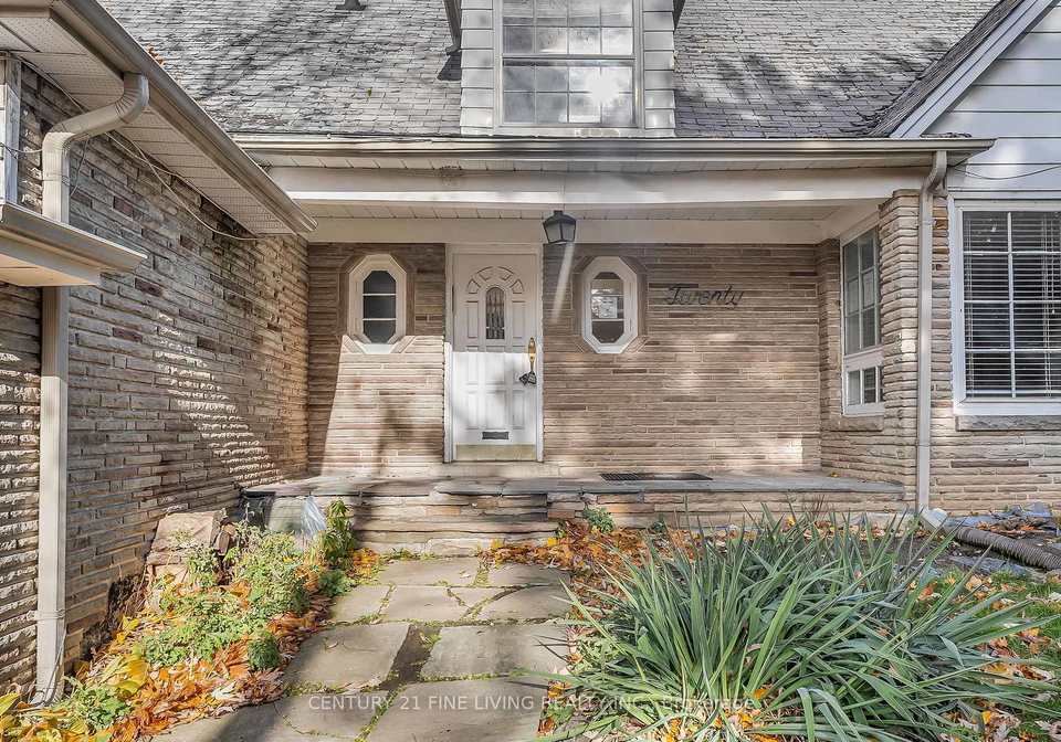 20-owen-boulevard-north-york-ontario-c12546196