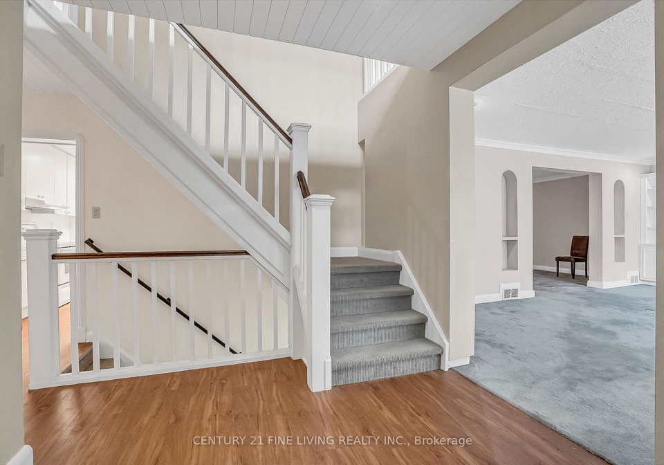 20-owen-boulevard-north-york-ontario-c12546196