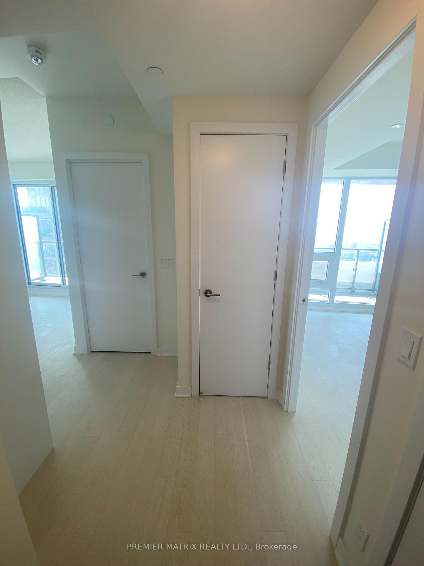 2221-yonge-street-toronto-ontario-c12546198