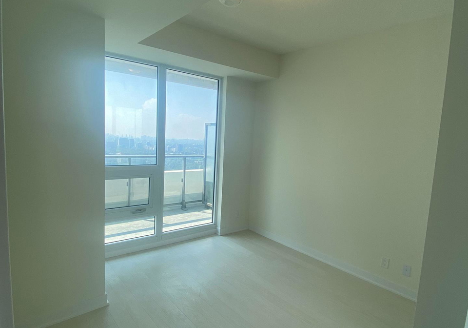 2221-yonge-street-toronto-ontario-c12546198