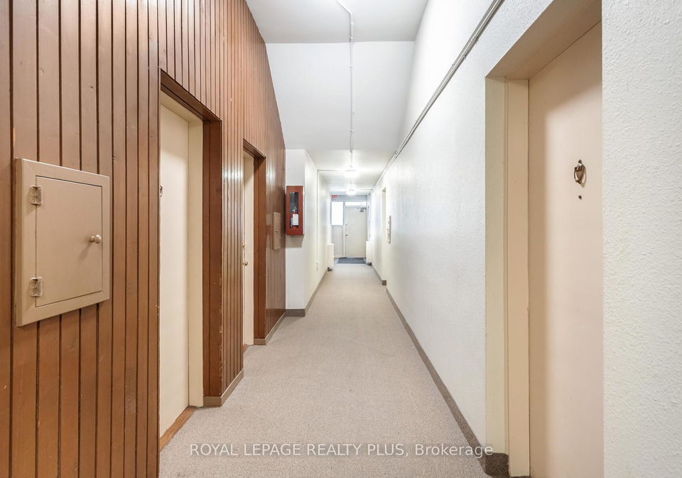 25-esterbrooke-avenue-north-york-ontario-c12546204