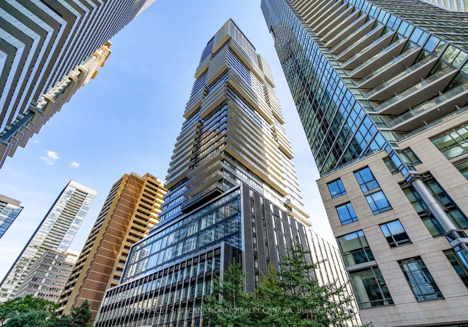 55-charles-street-e-toronto-ontario-c12546262