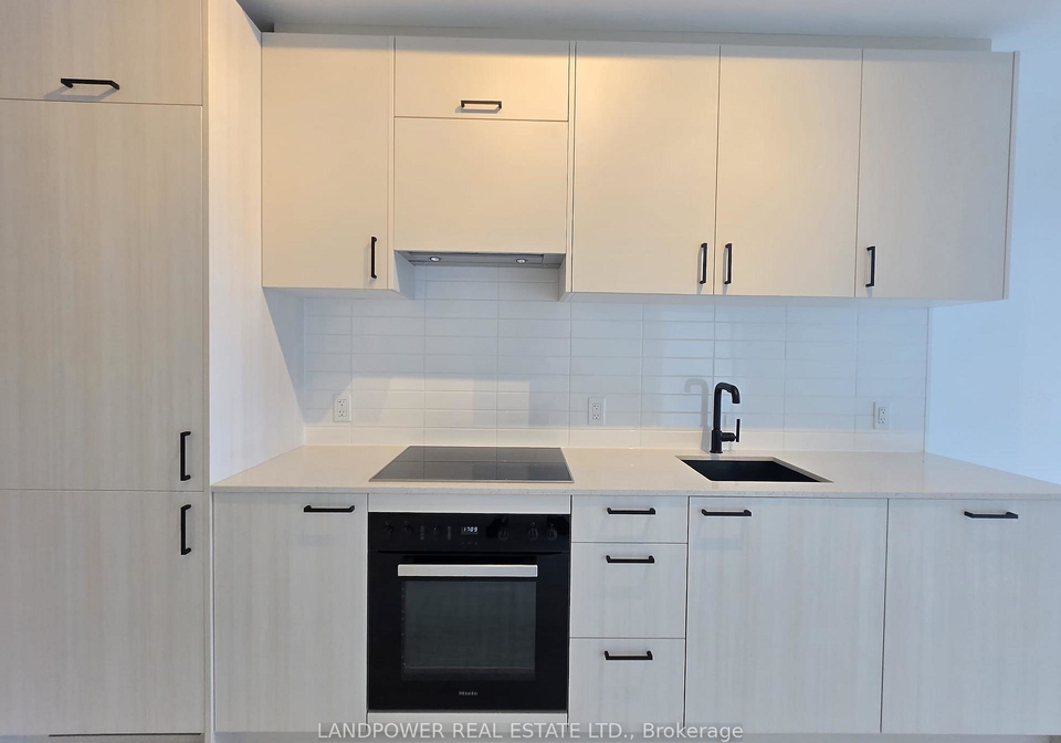 1-kyle-lowry-road-north-york-ontario-c12546346