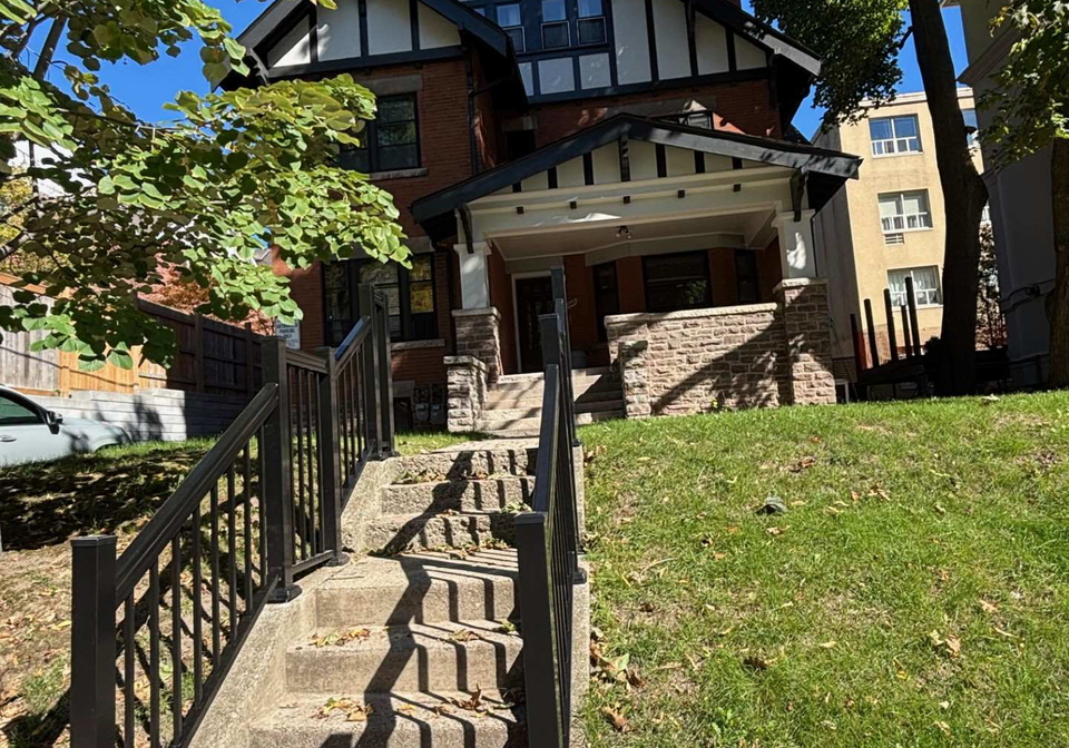 345-spadina-road-toronto-ontario-c12546504