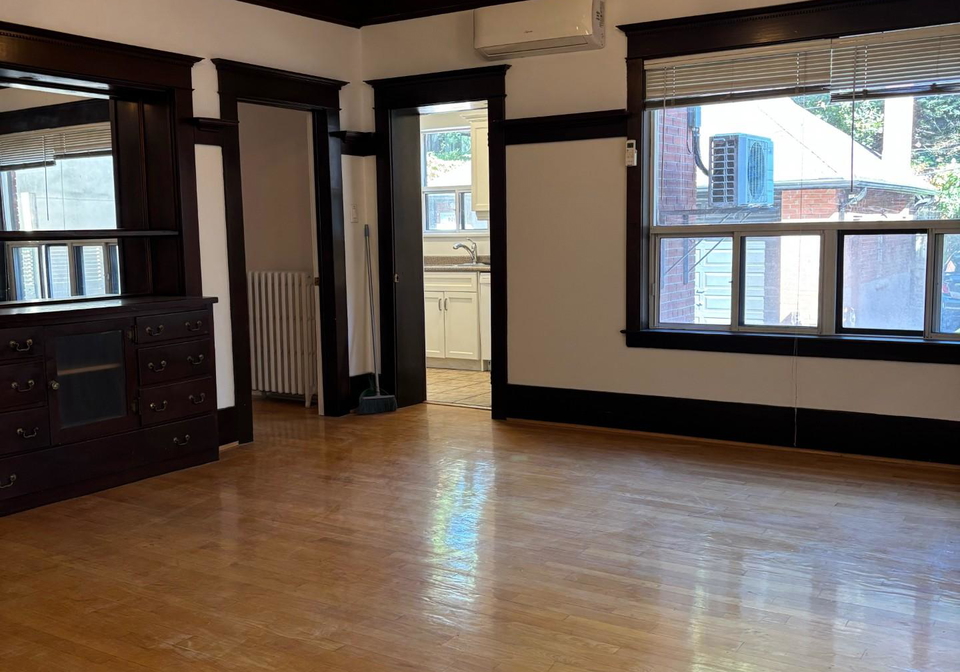 345-spadina-road-toronto-ontario-c12546504