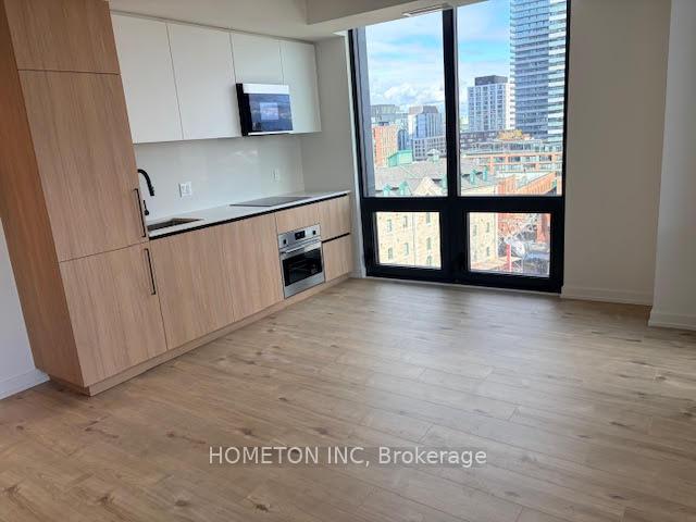 35-parliament-street-toronto-ontario-c12546902