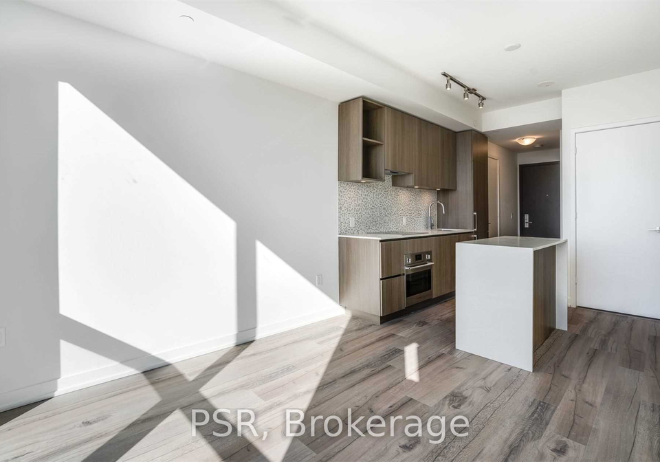 1-yorkville-avenue-toronto-ontario-c12546960