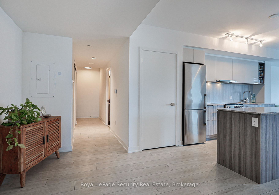 31-tippett-road-toronto-ontario-c12546966