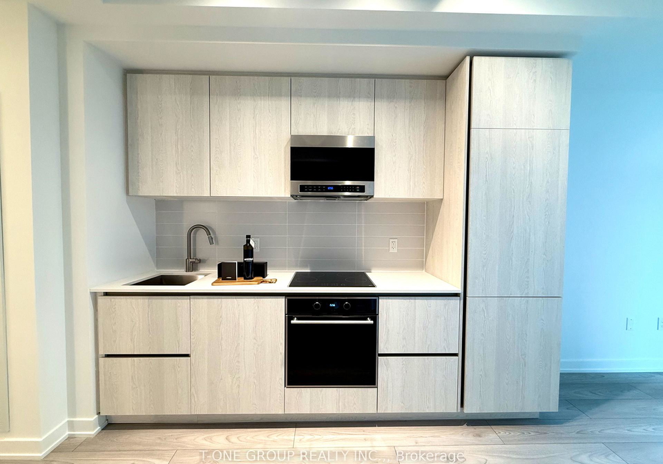 110-broadway-avenue-toronto-ontario-c12547510