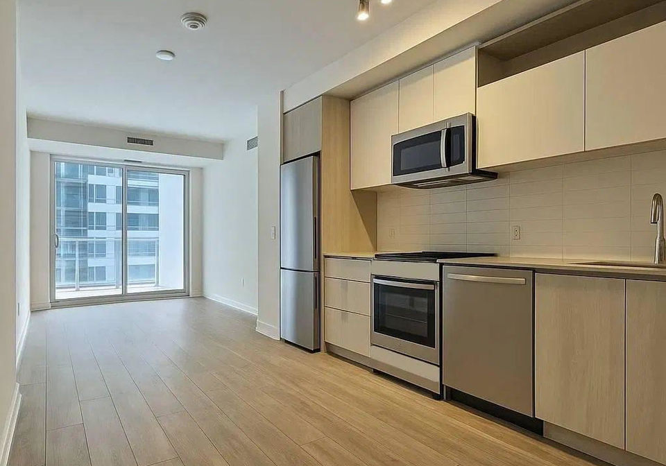 70-princess-street-toronto-ontario-c12547774
