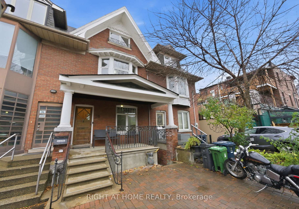 36-clinton-street-toronto-ontario-c12547910