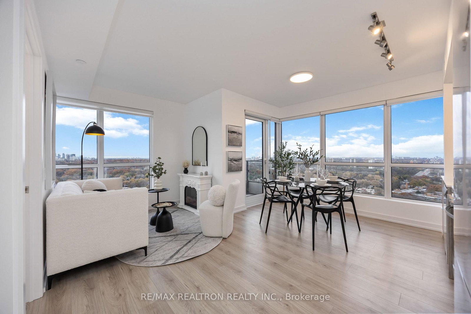 395-bloor-street-e-toronto-ontario-c12548184