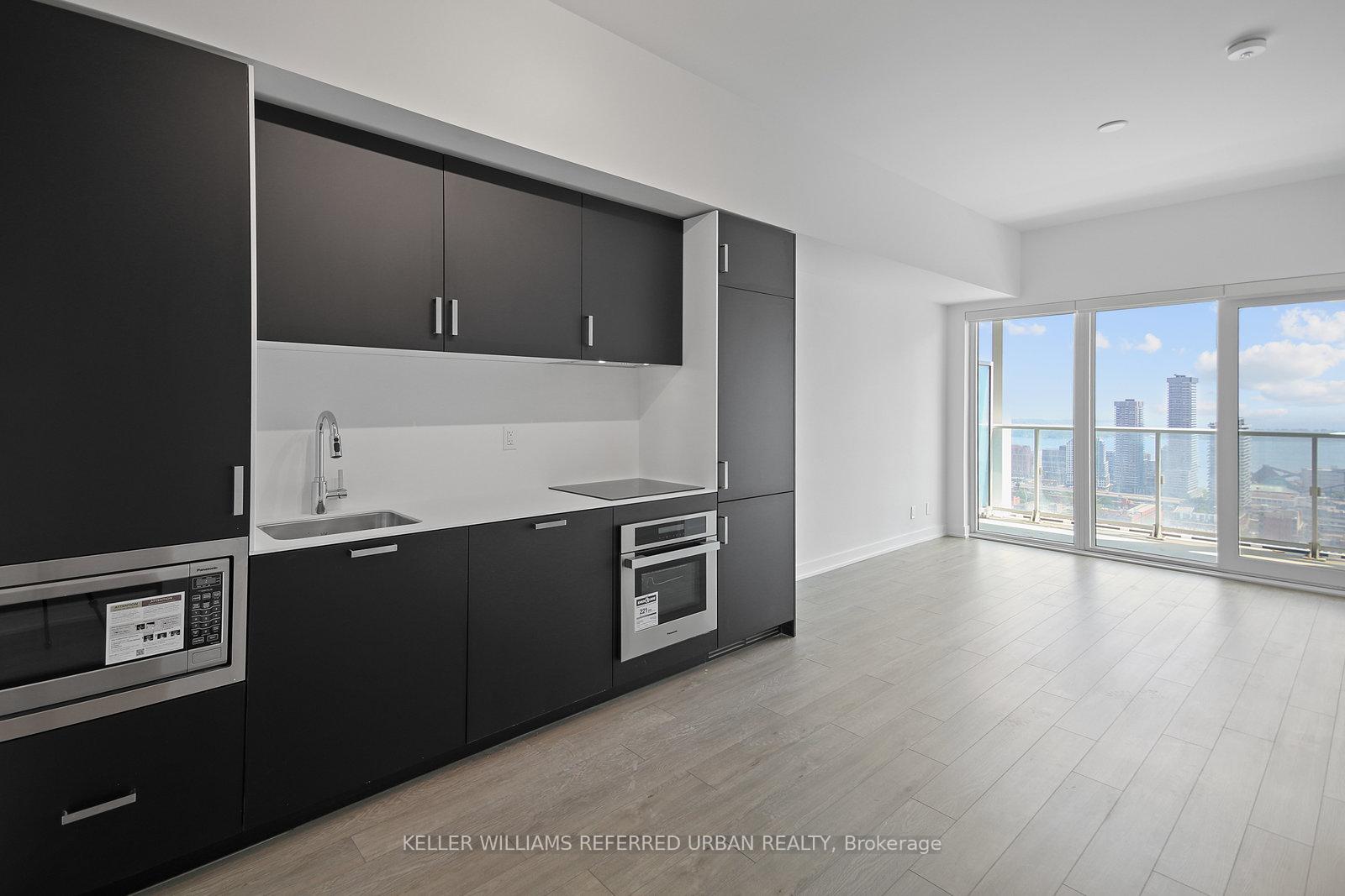 88-queen-street-e-toronto-ontario-c12548358