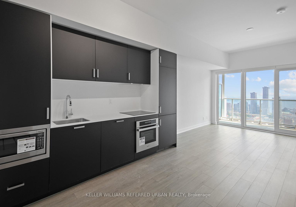 88-queen-street-e-toronto-ontario-c12548358