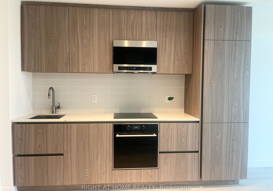 120-broadway-avenue-toronto-ontario-c12548442