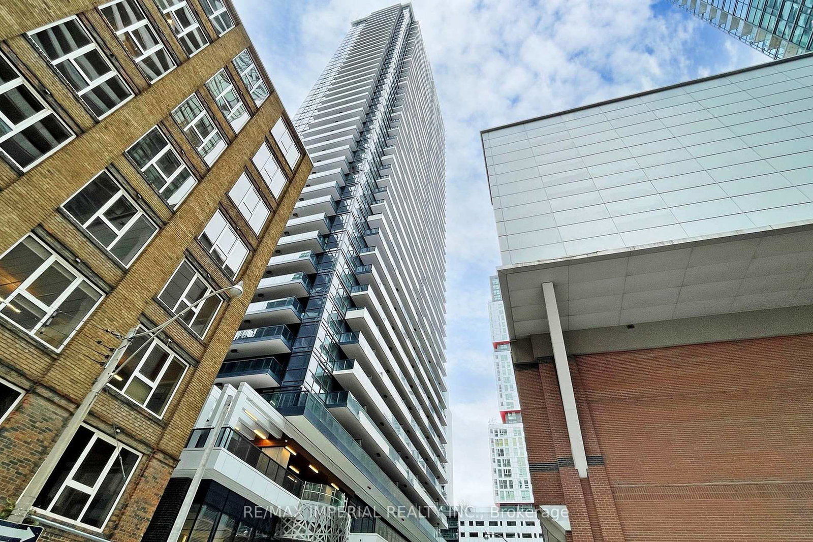 38-widmer-street-toronto-ontario-c12548810