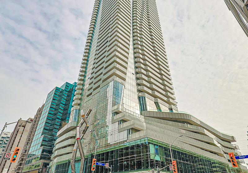 1-bloor-street-e-toronto-ontario-c12548832