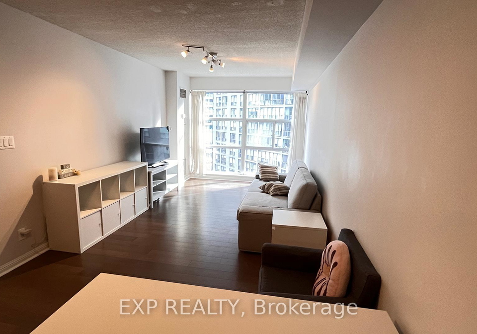 11-st-joseph-street-toronto-ontario-c12549094