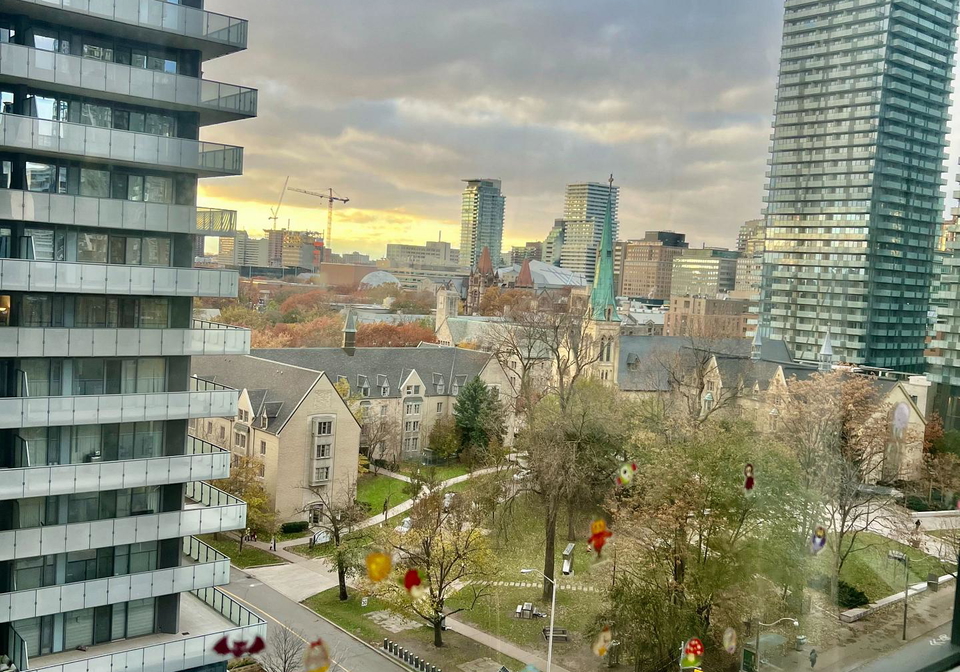 1001-bay-street-toronto-ontario-c12549244