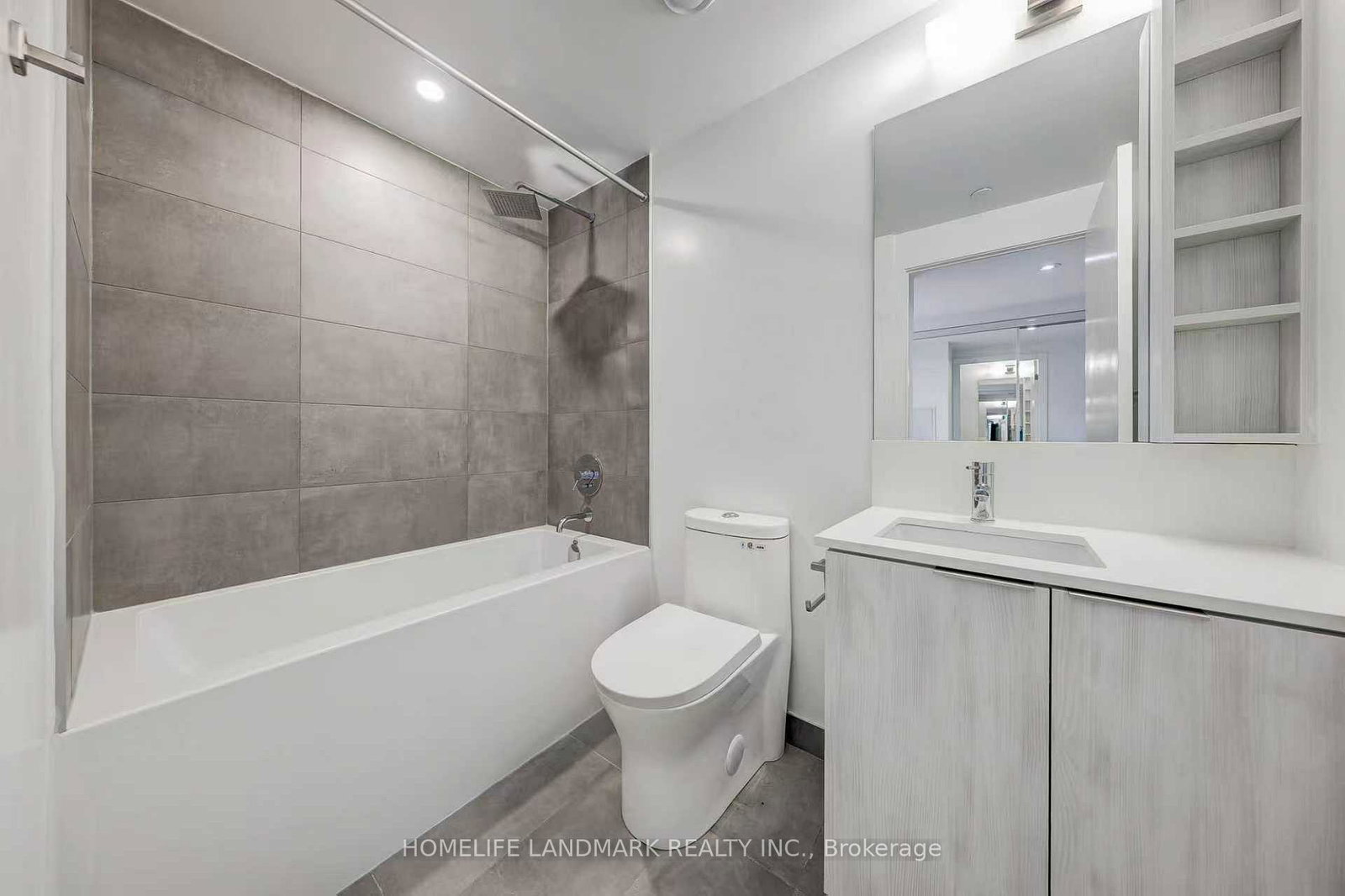 8-wellesley-street-w-toronto-ontario-c12549398