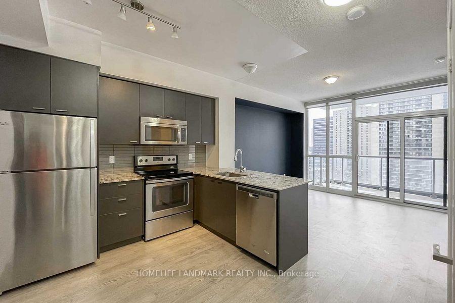 88-sheppard-avenue-e-north-york-ontario-c12549436