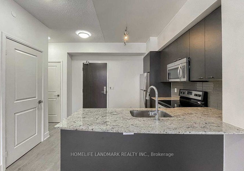 88-sheppard-avenue-e-north-york-ontario-c12549436
