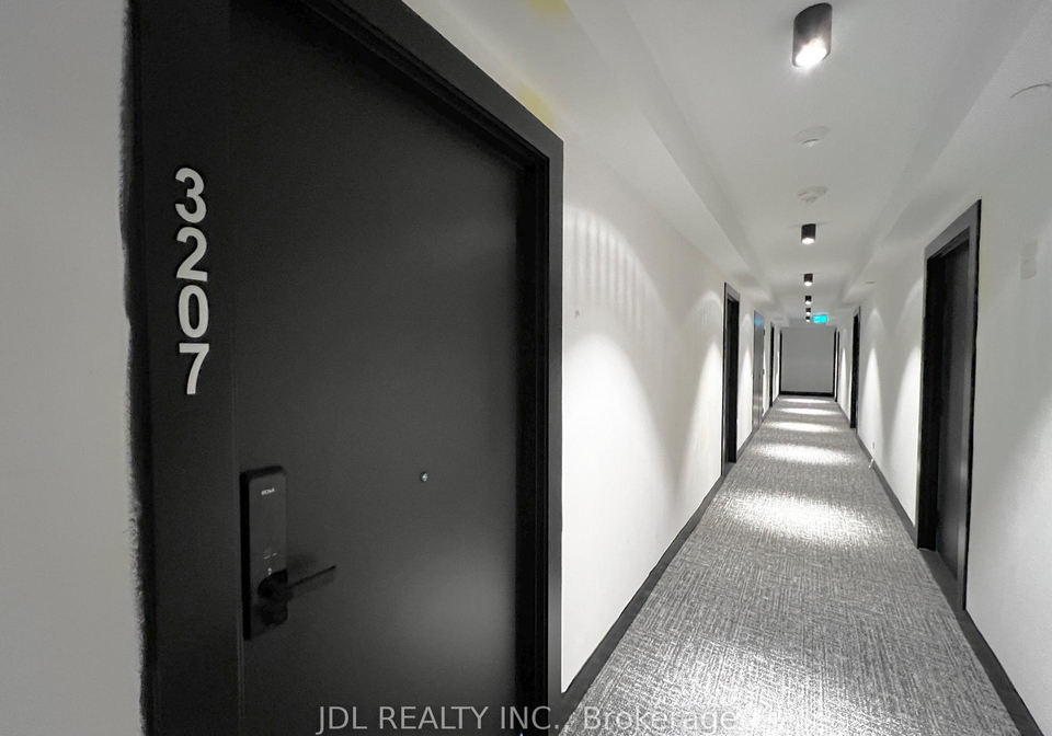 88-queen-street-e-toronto-ontario-c12549528