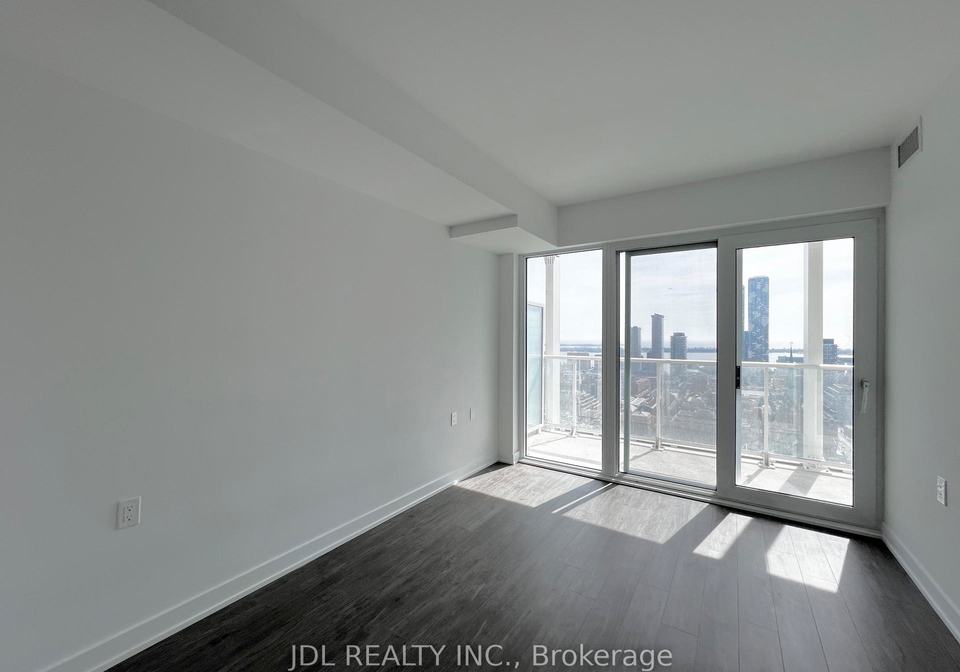 88-queen-street-e-toronto-ontario-c12549528