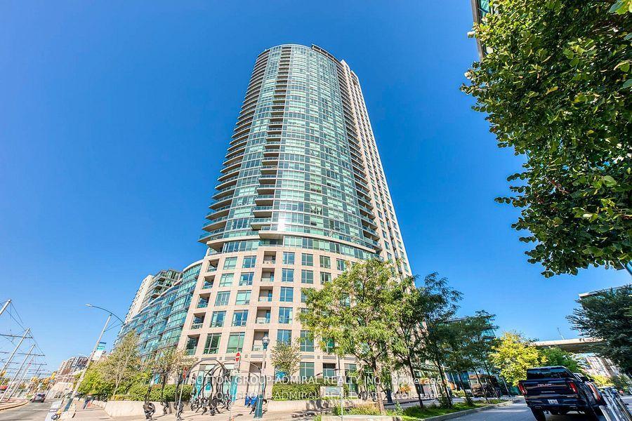 219-fort-york-boulevard-toronto-ontario-c12549548