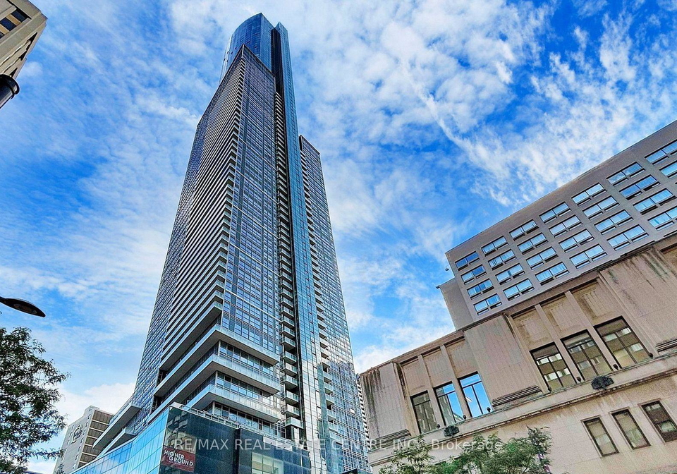 386-yonge-street-toronto-ontario-c12549614