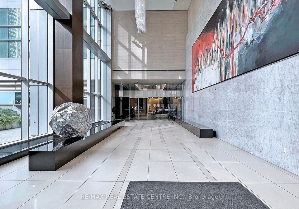 386-yonge-street-toronto-ontario-c12549614