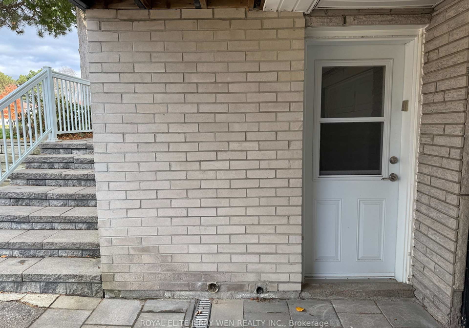 11-yatesbury-road-north-york-ontario-c12549908
