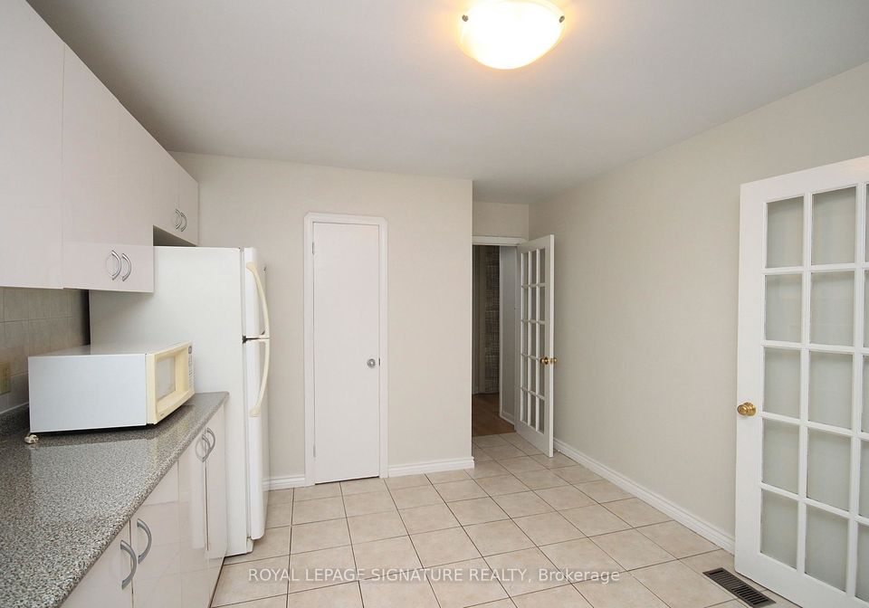 8-birchbank-lane-north-york-ontario-c12550090