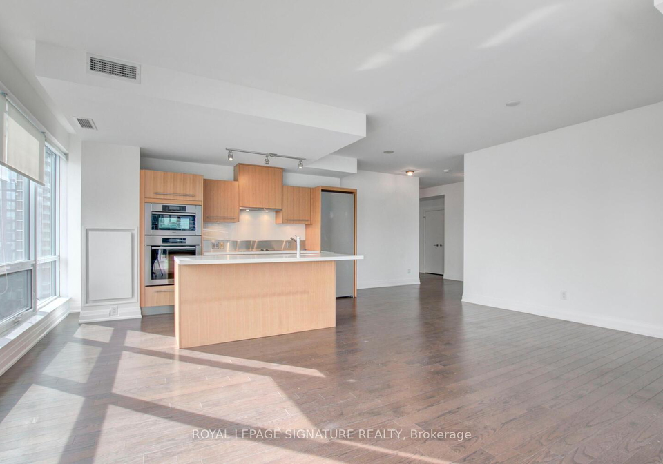 80-john-street-toronto-ontario-c12550872