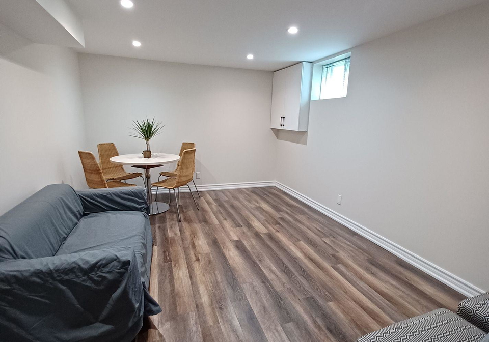 87-pinemore-crescent-north-york-ontario-c12550882