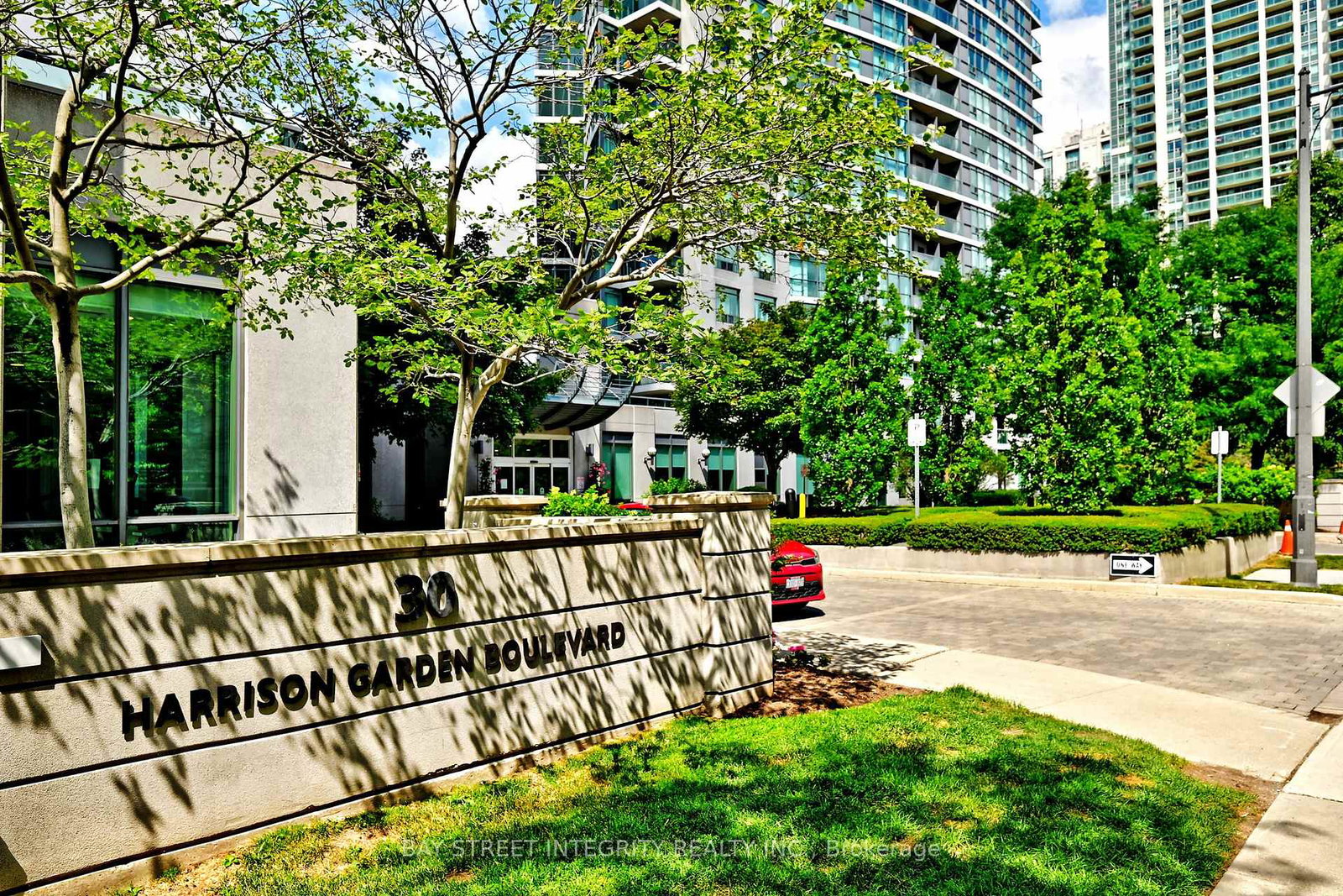 30-harrison-garden-boulevard-north-york-ontario-c12551070