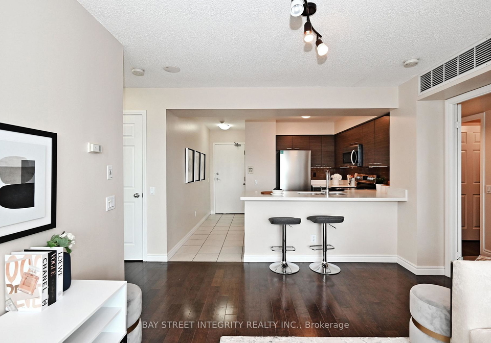 30-harrison-garden-boulevard-north-york-ontario-c12551070