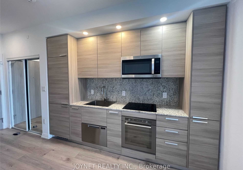 75-canterbury-place-toronto-ontario-c12551082