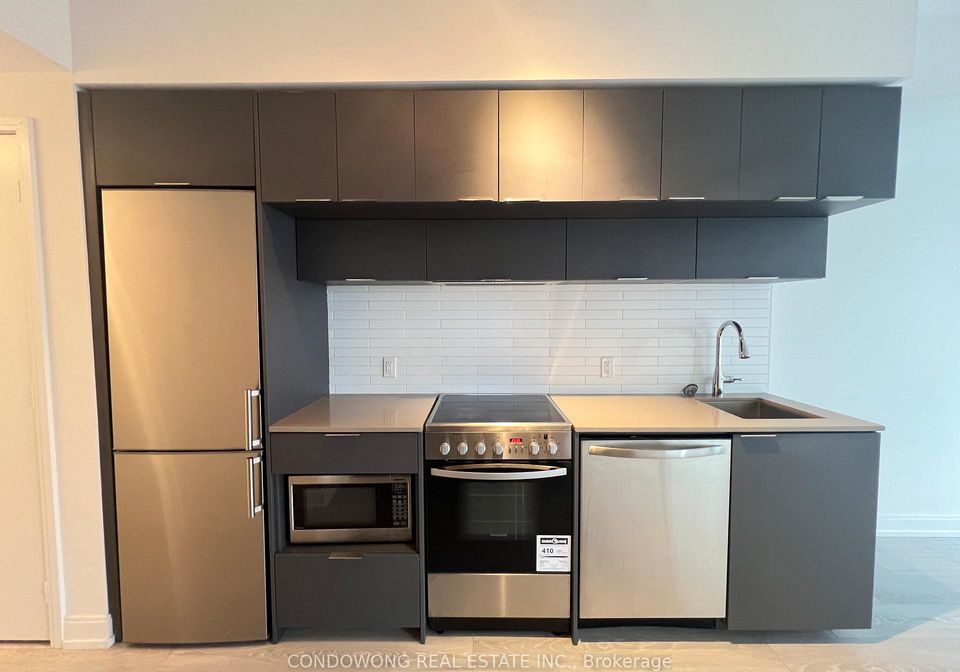 181-dundas-street-e-toronto-ontario-c12551186